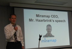 ハーブリング氏