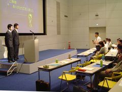 質疑応答の様子